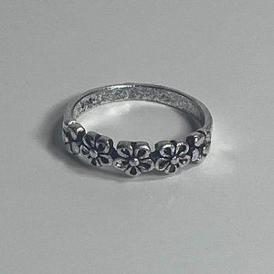 Y2K Skater Silver Flower Ring
